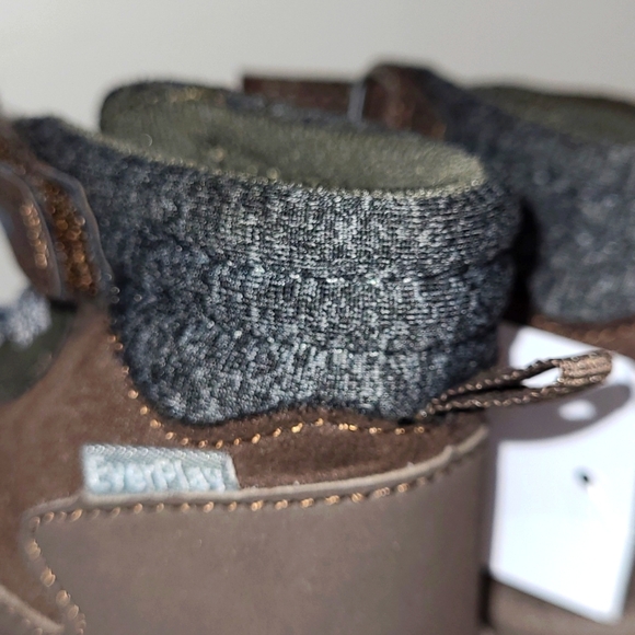 OshKosh B'Gosh Unisex-Child Everest Everplay Fashion Boot US Size 7M Brown NWT - Picture 12 of 16